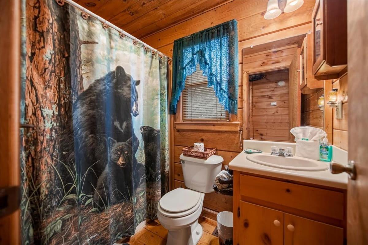 Cozy Cabin Beside Briar Creek, Fire Pit, Wifi Villa Ellijay Esterno foto