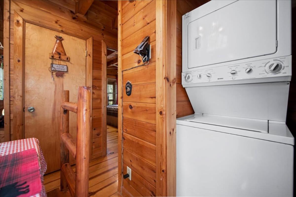 Cozy Cabin Beside Briar Creek, Fire Pit, Wifi Villa Ellijay Esterno foto